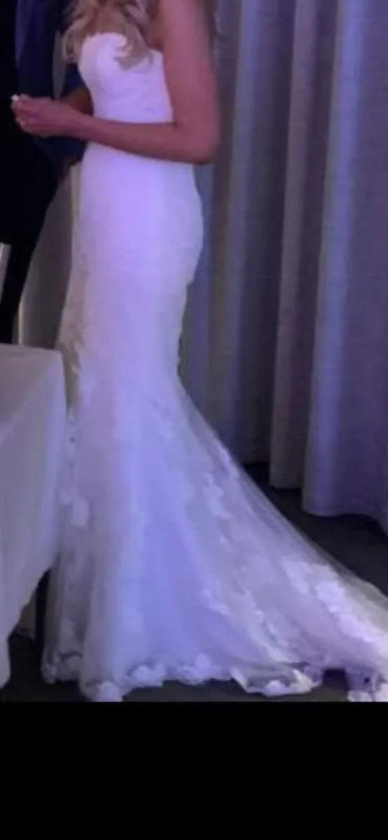 Wedding dress - Image 2