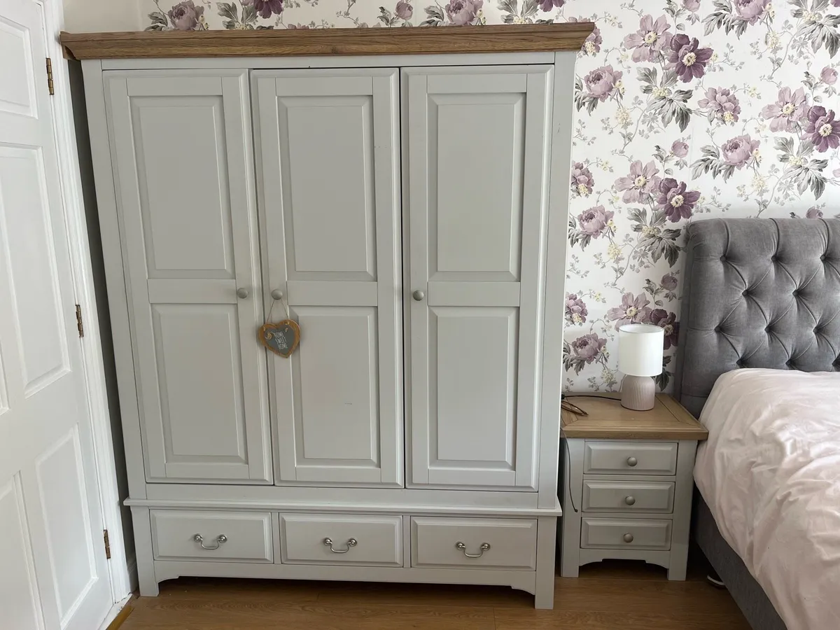 Wardrobes - Image 1