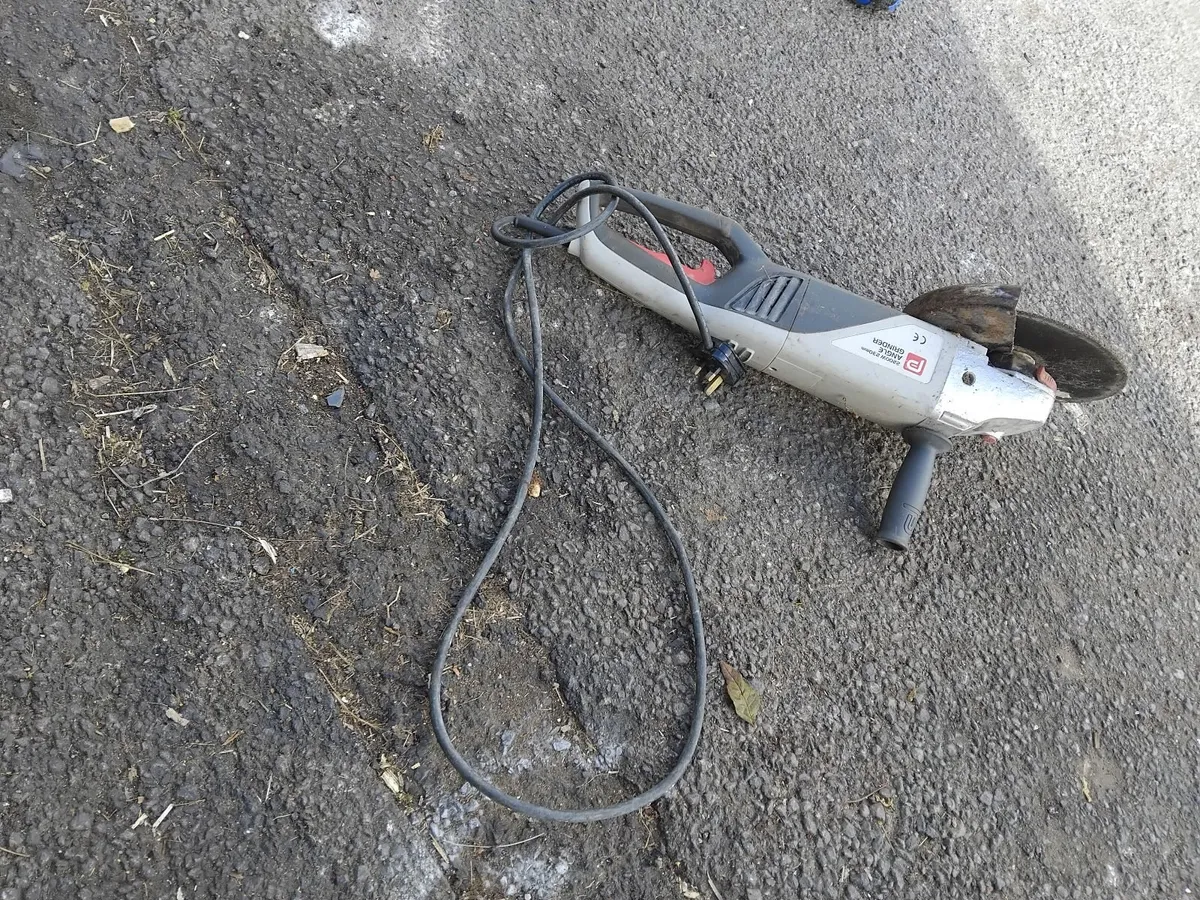Angle grinder 2 big one's working perfect - Image 4