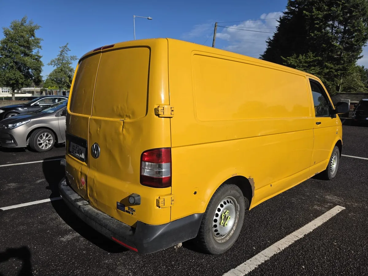 Vw transporter 4 motion 4x4 2015 new cvrt - Image 4