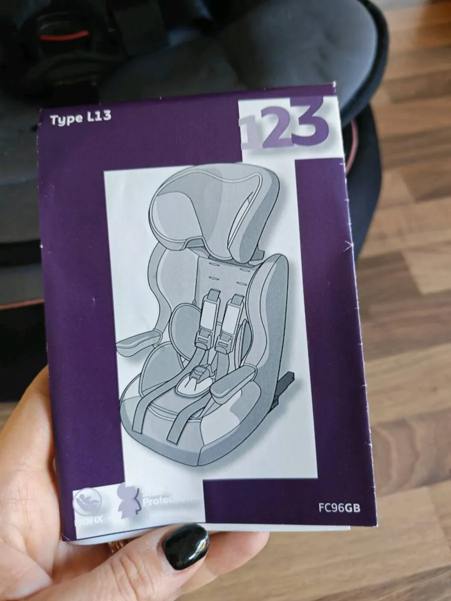 Pampero Comfisafe group 1/2/3 child car seat - Image 3