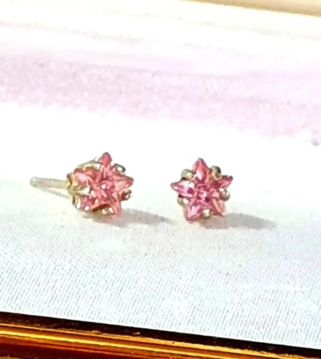 BN White Gold Pink Sapphire Star Studs - Image 2
