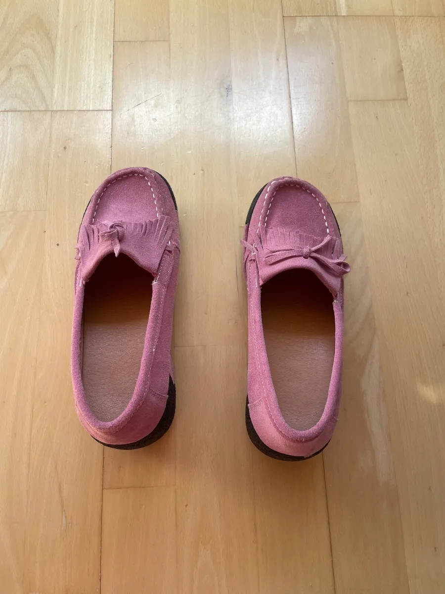 Shoes/Loafers - Image 1