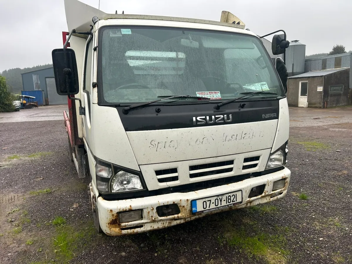 Isuzu nqr - Image 2
