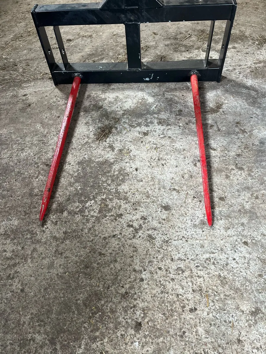 Bale spike - Image 2