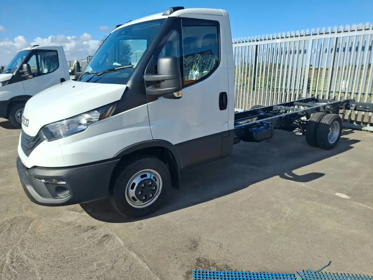 New Iveco Daily 3lt 180bhp chassis & cab in stock - Image 4