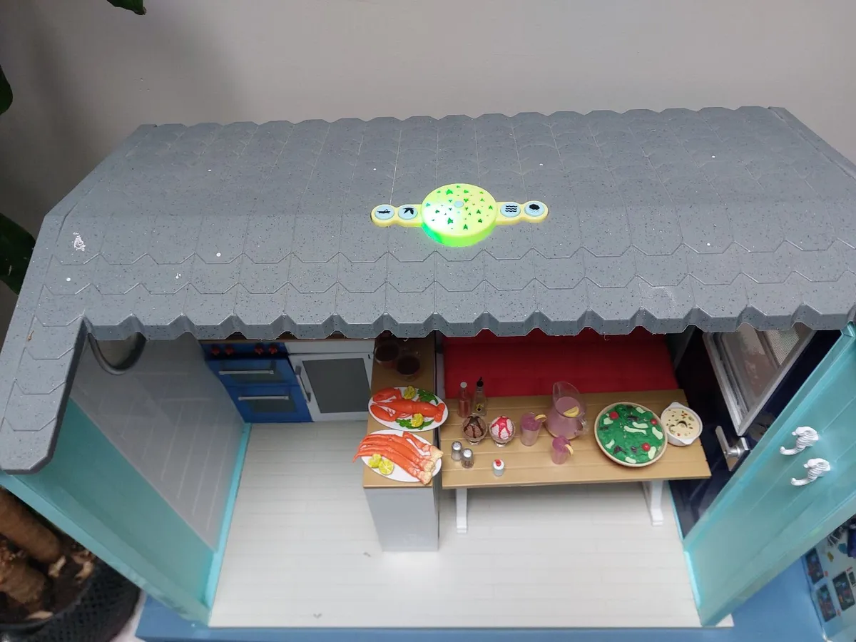 Our Generation Beach House - Image 2