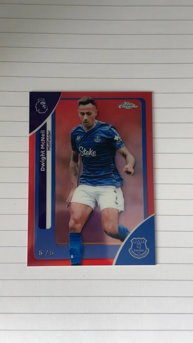 Dwight McNeil 5/5 Everton Topps Chrome Card - Image 1