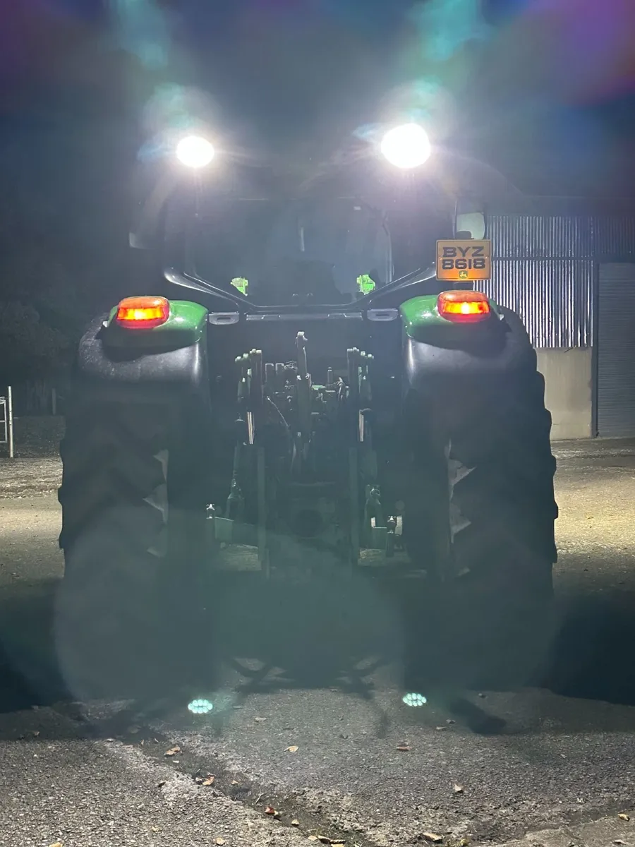 John Deere Other 2010 - Image 3