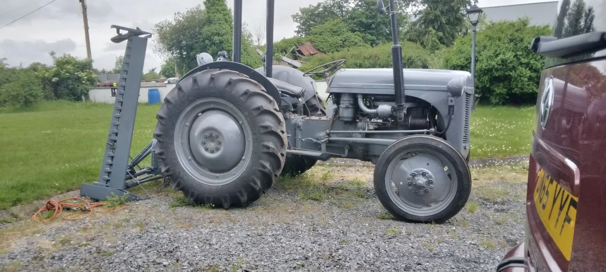 Vintage tractor - Image 4