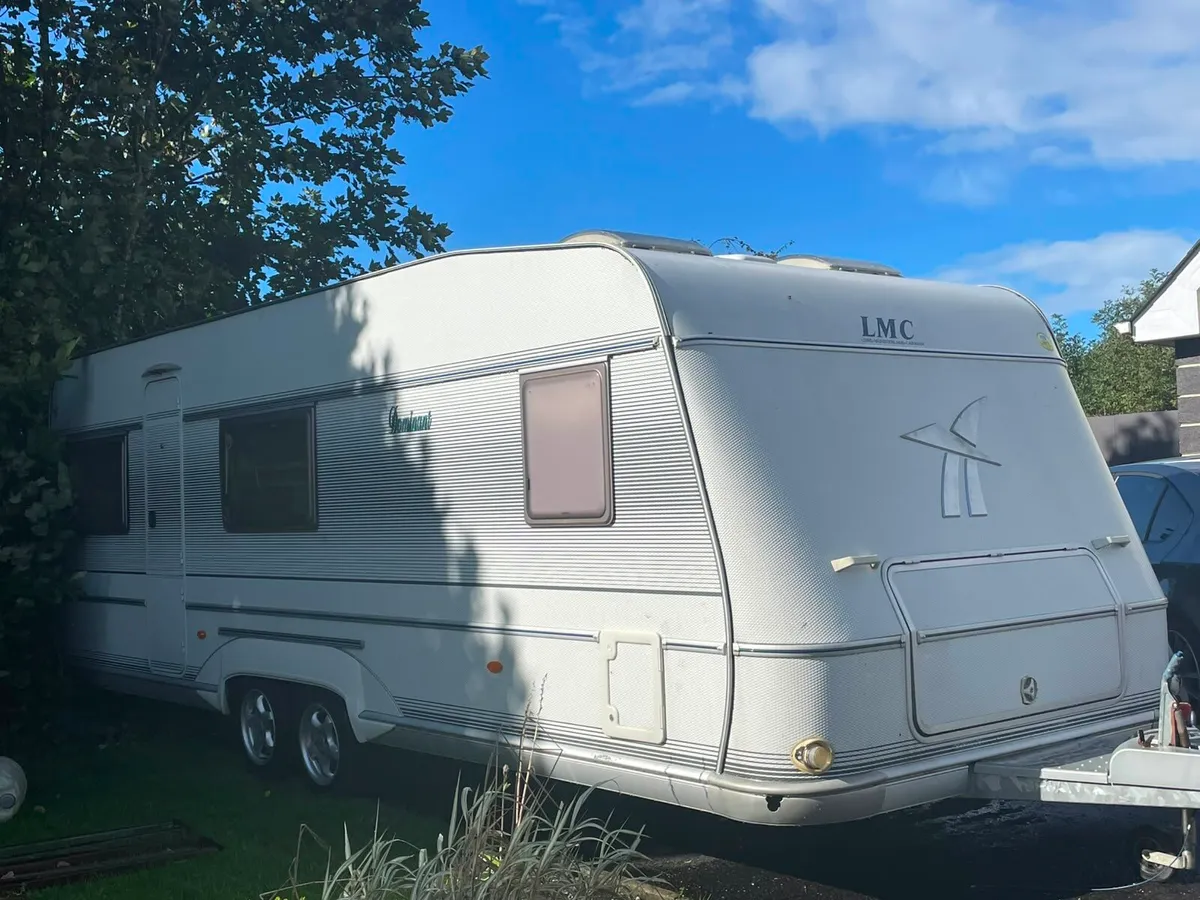 Caravan - Image 2