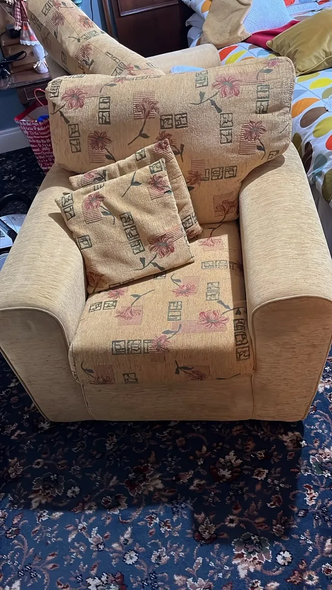 3 piece sitting room suite - Image 2