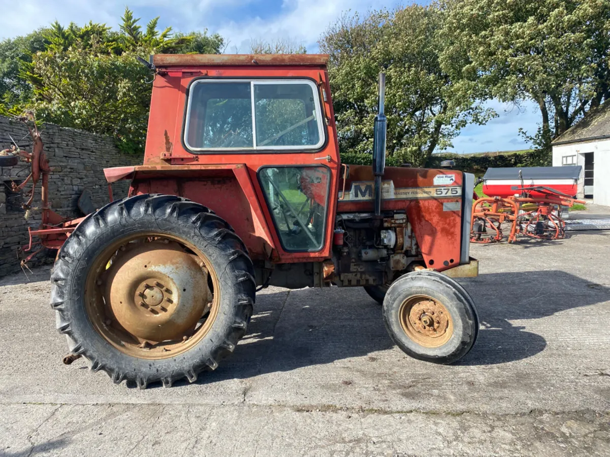 Massey Ferguson 575 - Image 1