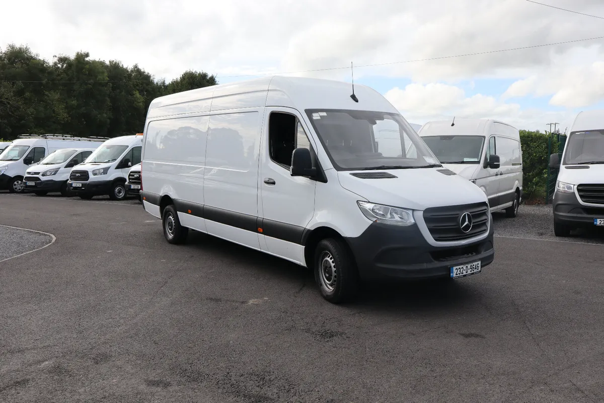 2023 MERCEDES-BENZ SPRINTER LWB 317 CDI - Image 1