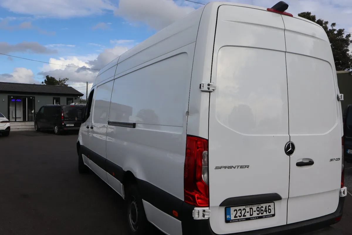 2023 MERCEDES-BENZ SPRINTER LWB 317 CDI - Image 4