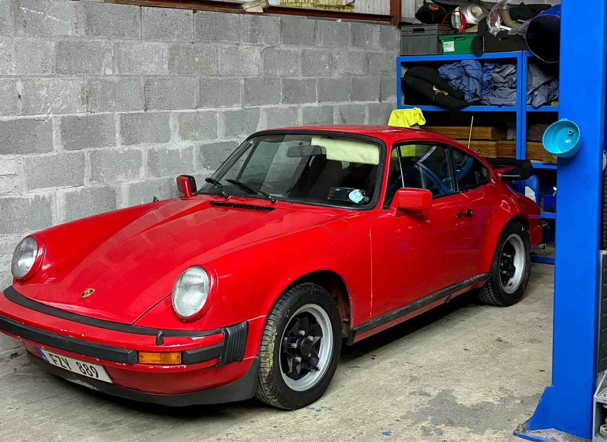 Classic Porsche 911 for restoration - Image 2