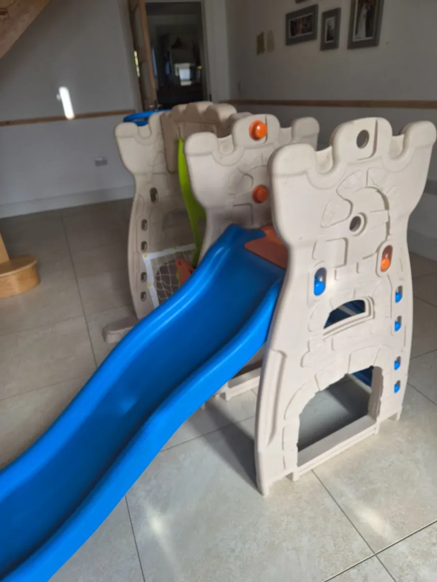 Grow'n Up Scramble 'n' Slide Play Centre - Image 1