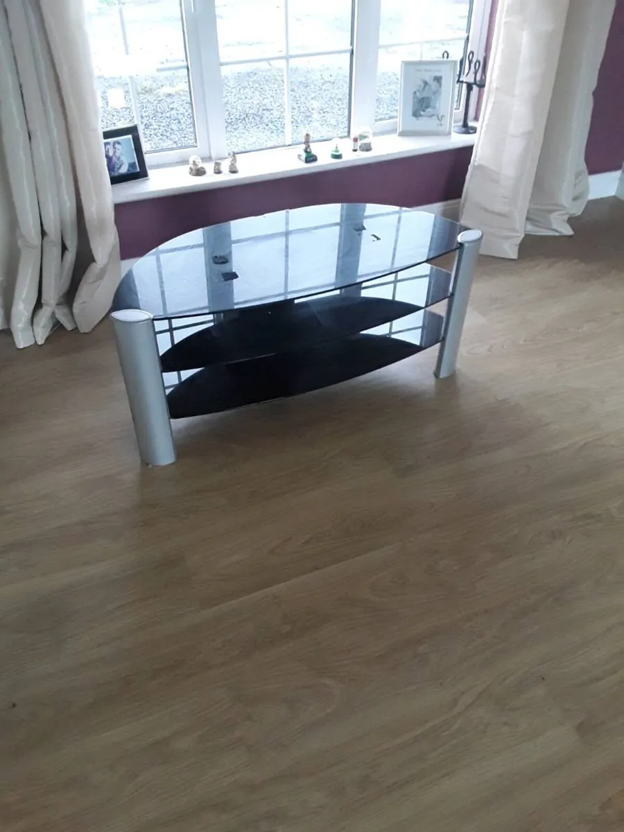 Television  table  10euro - Image 1