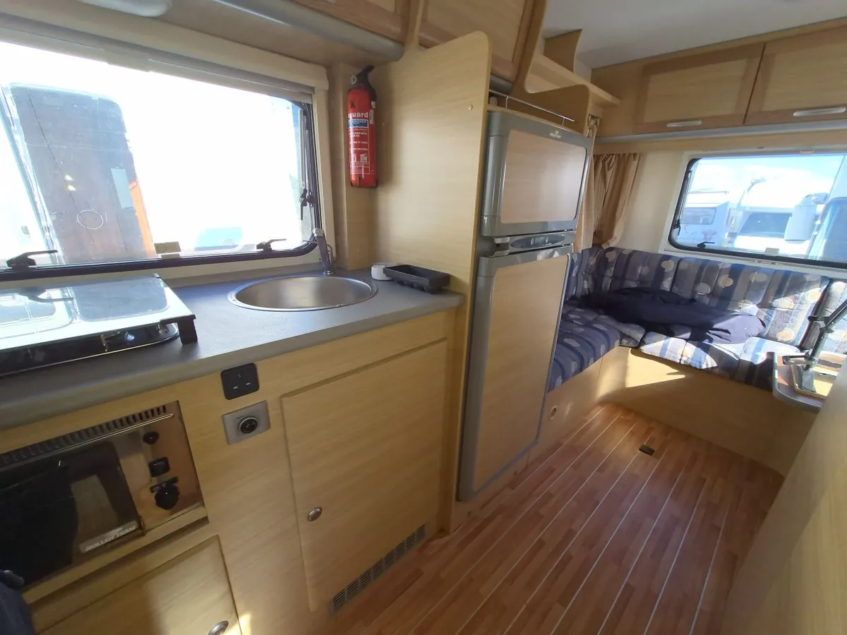 Camper - Image 4