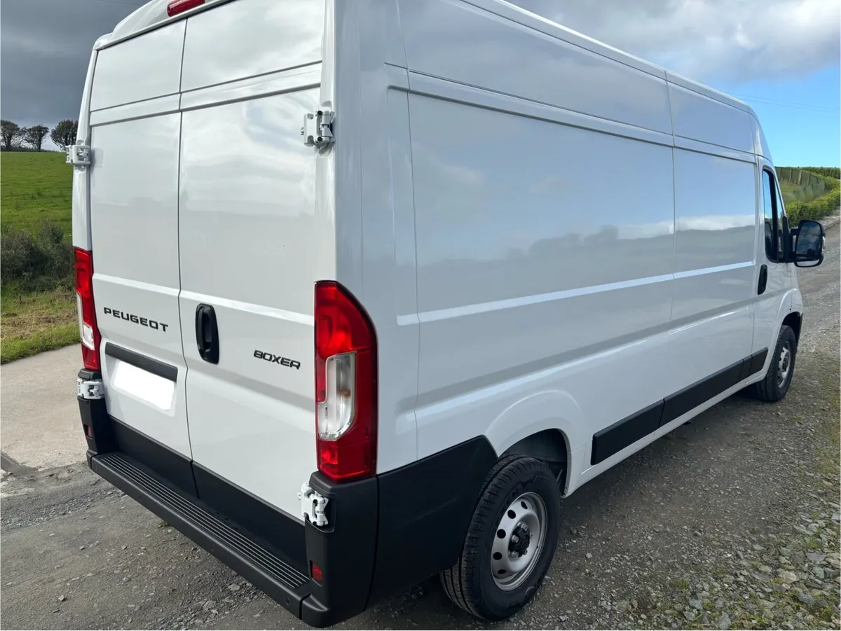 261 Peugeot Boxer 35  Professional 2026 - Image 4