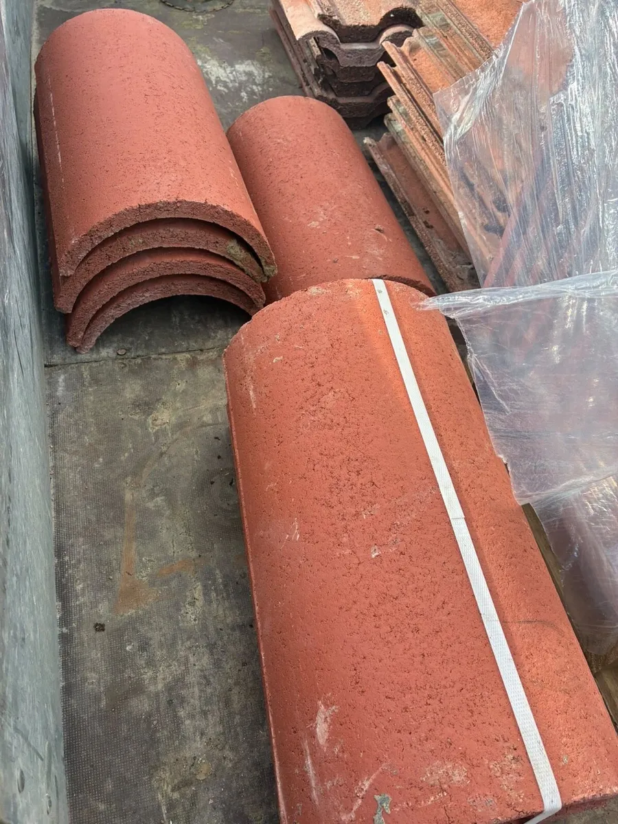 Roof Tiles Red - Image 4