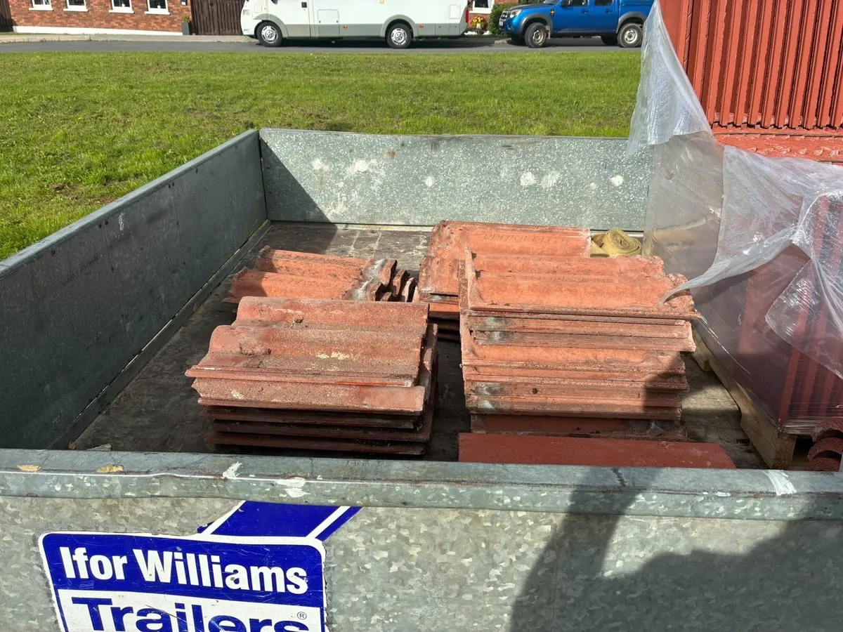 Roof Tiles Red - Image 2