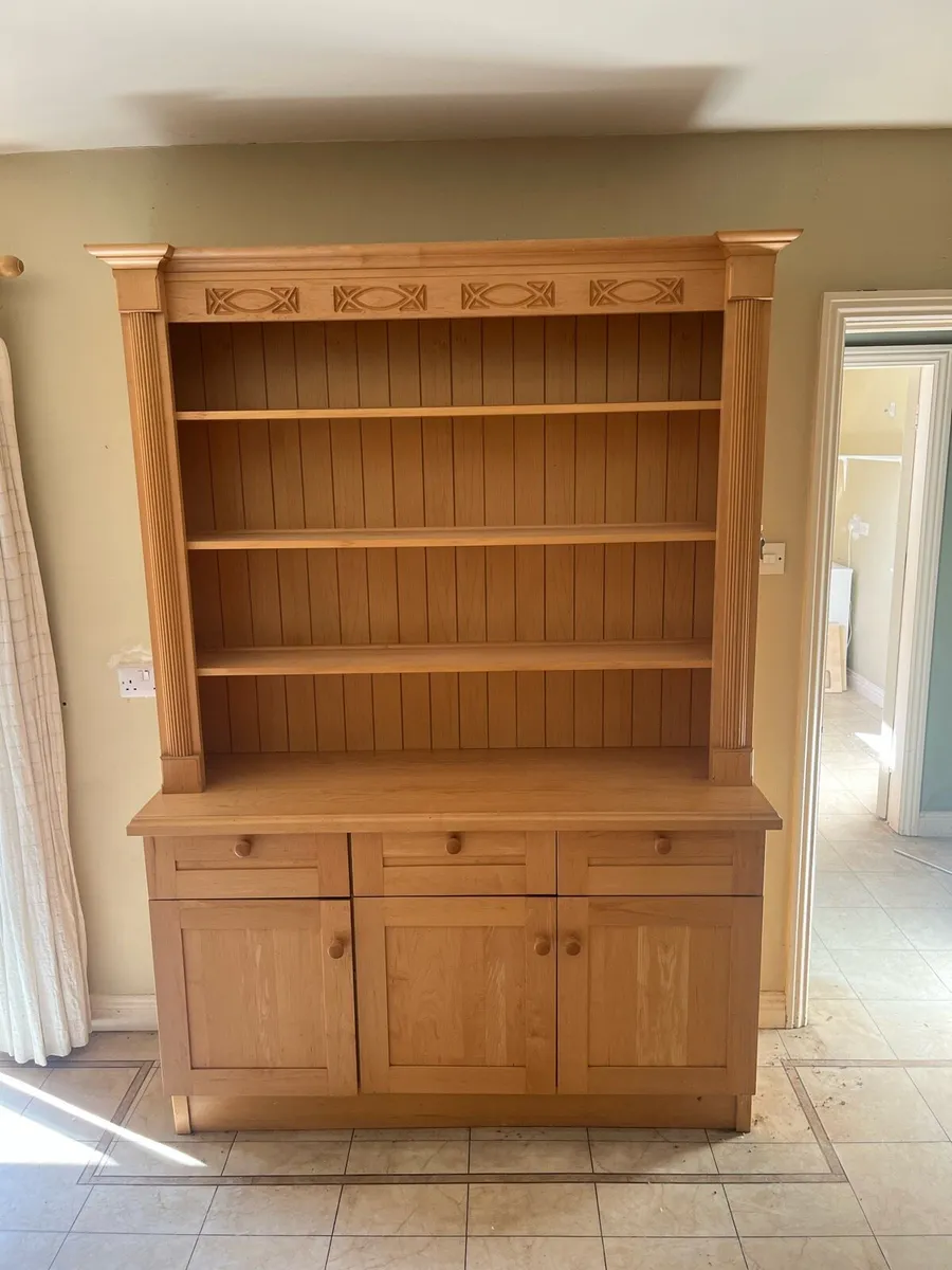 Kitchen cabinet - Image 1