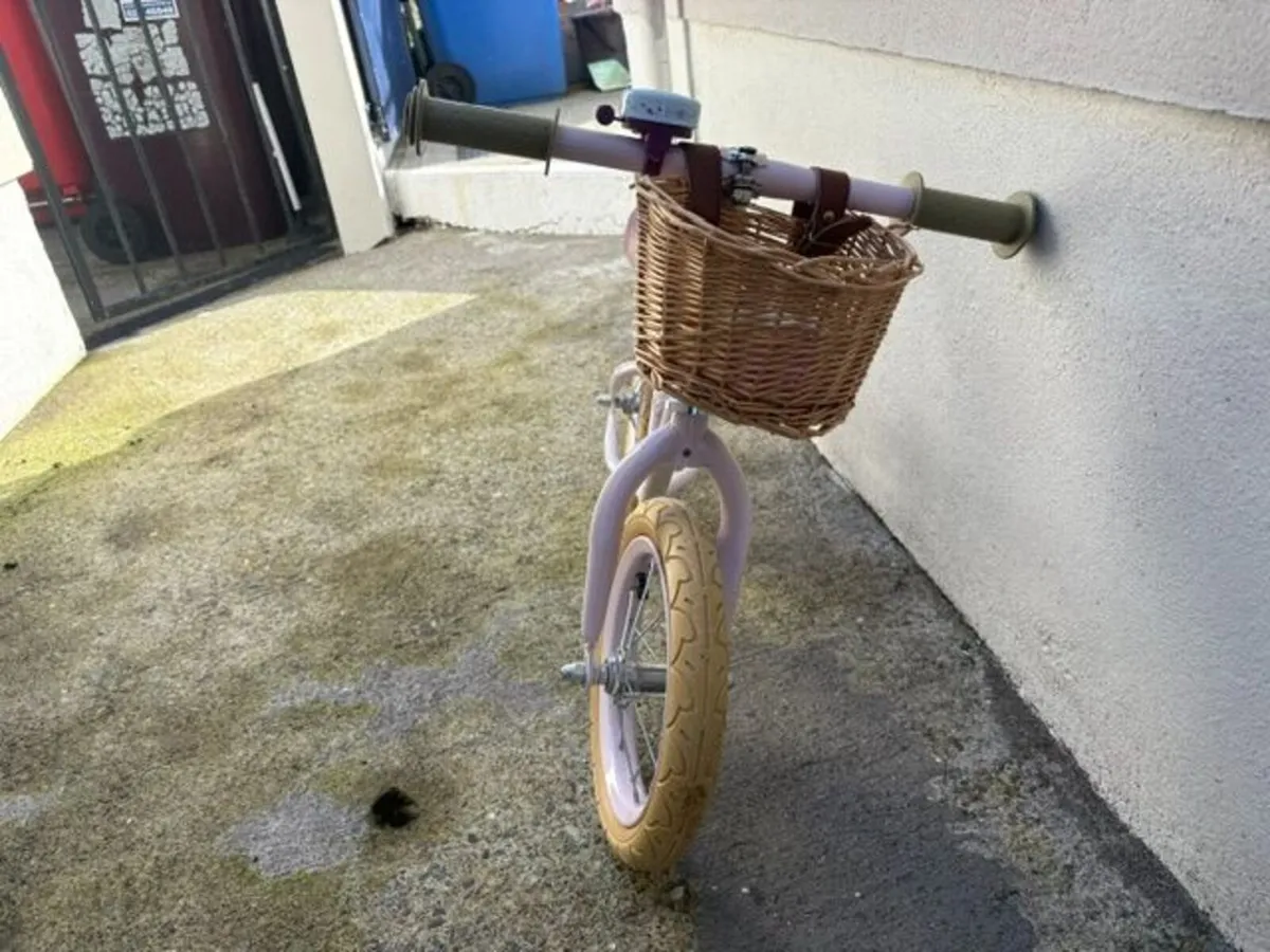 Balance Bike - Image 2