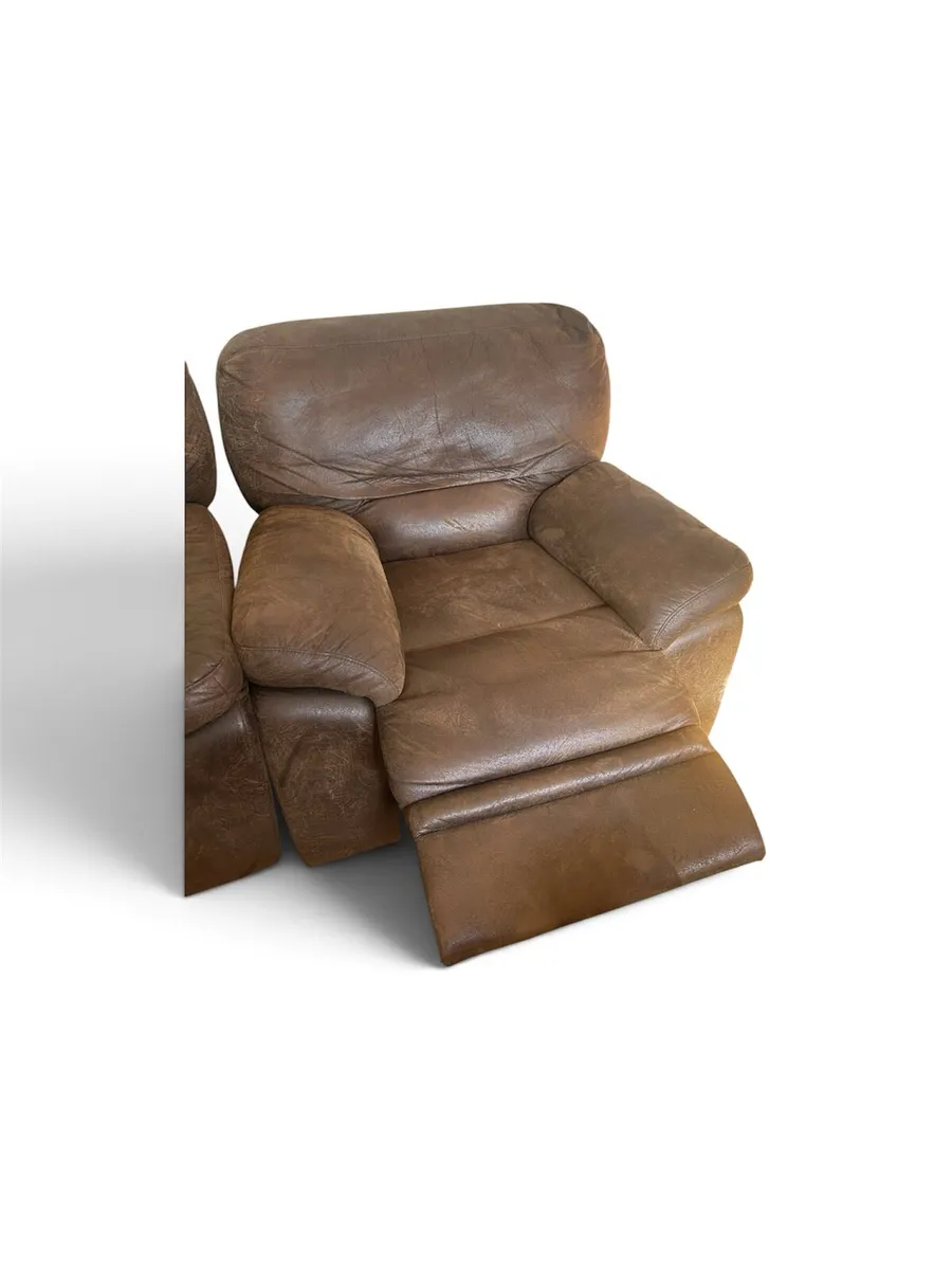 Recliner Armchair - Image 2