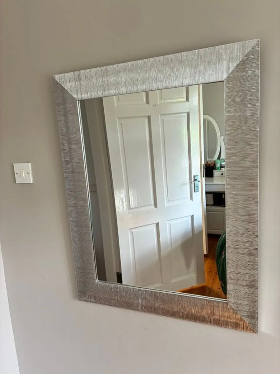 Room Furniture - Image 2