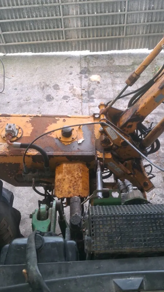 Bomford hedge cutter - Image 3