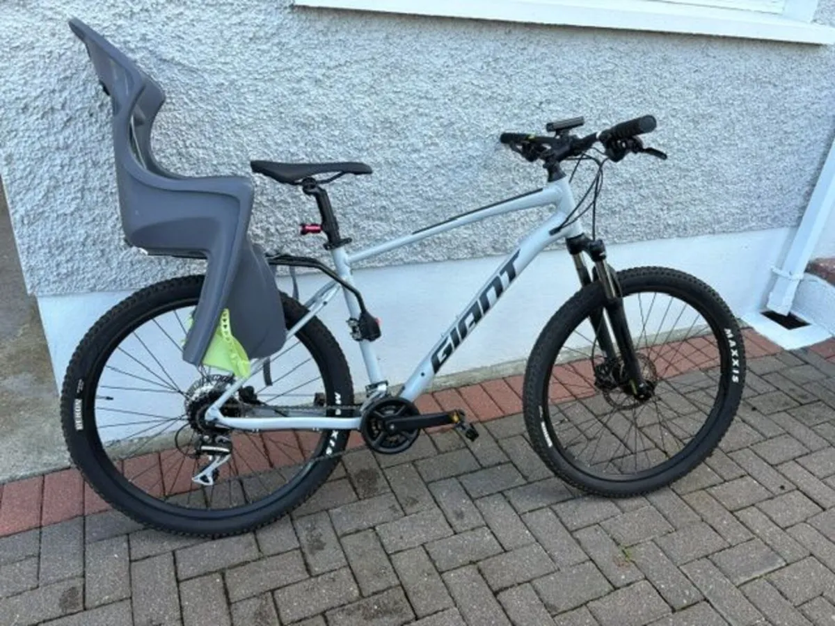 Childs Seat for Bike - Image 1