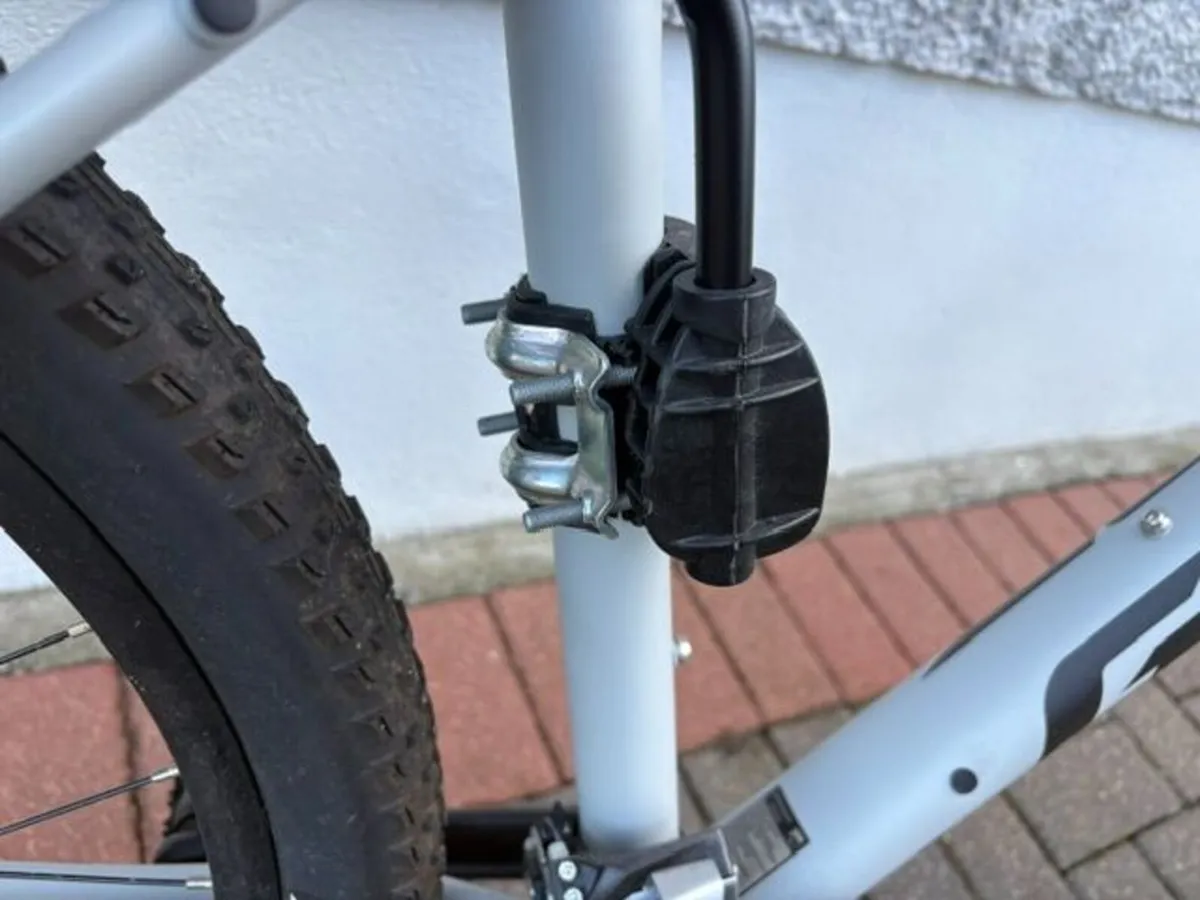 Childs Seat for Bike - Image 3