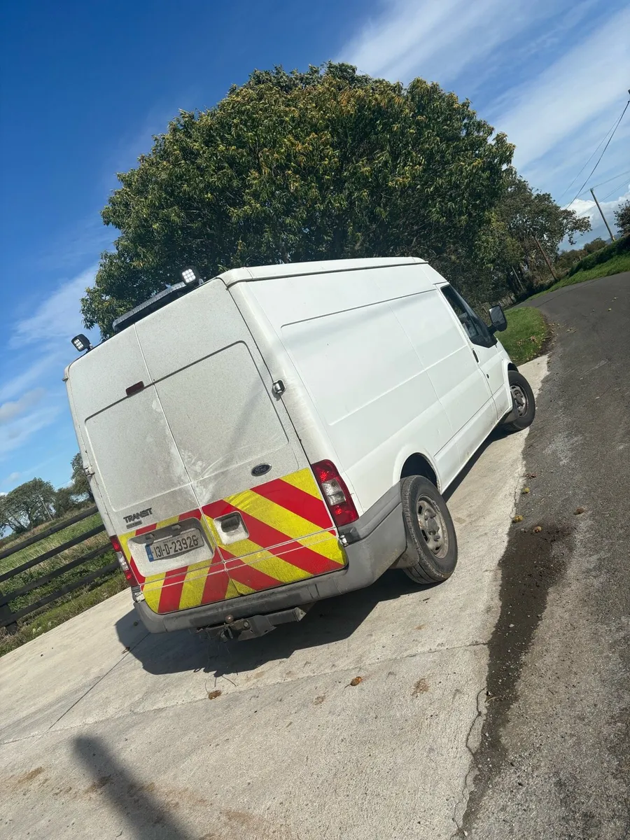 Ford Transit 4WD - Image 4