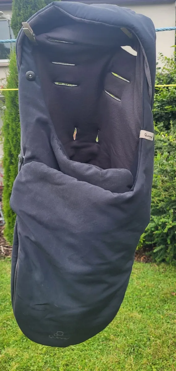 Quinny Travel System & Bundle of Extras - Image 3
