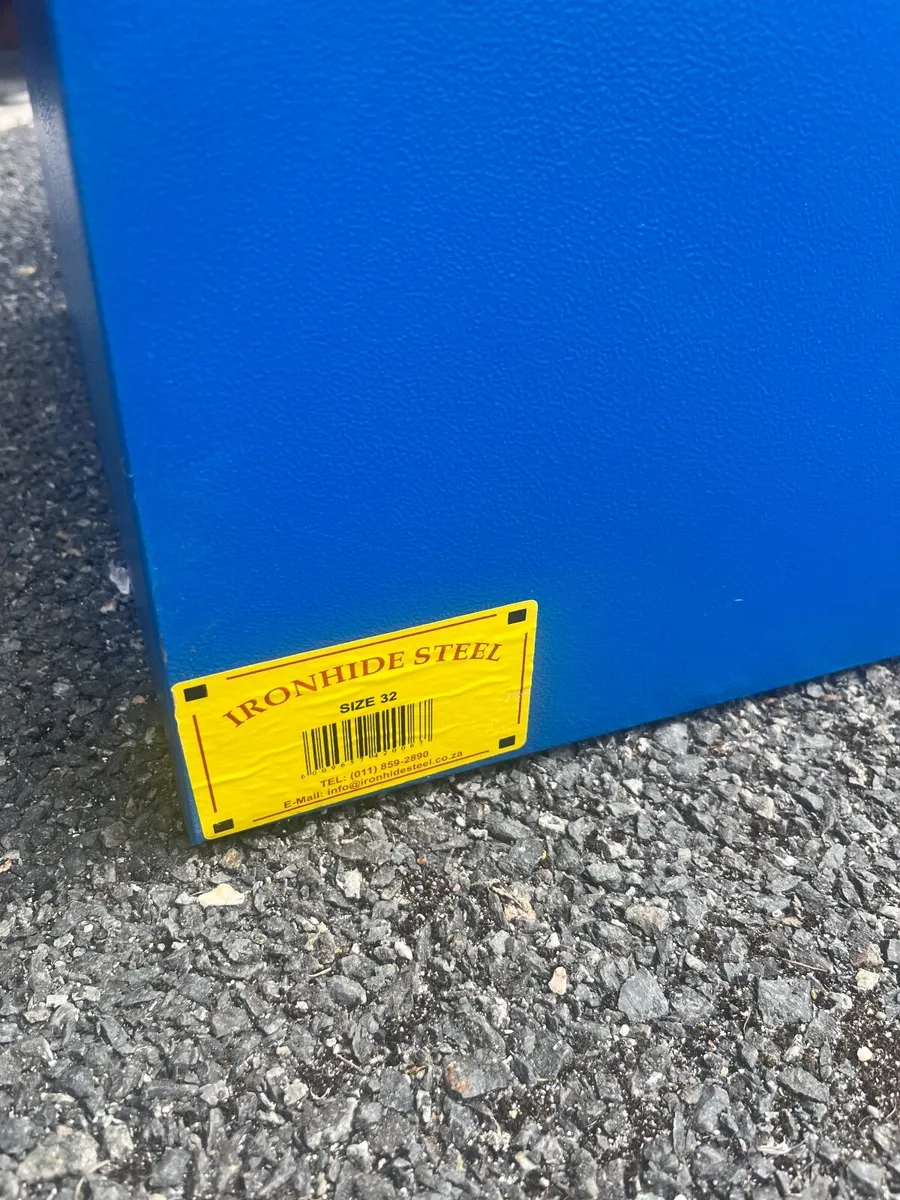 Steel Lockbox - Image 4