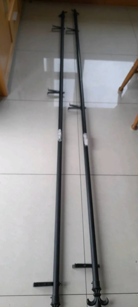 Curtain rails - Image 1
