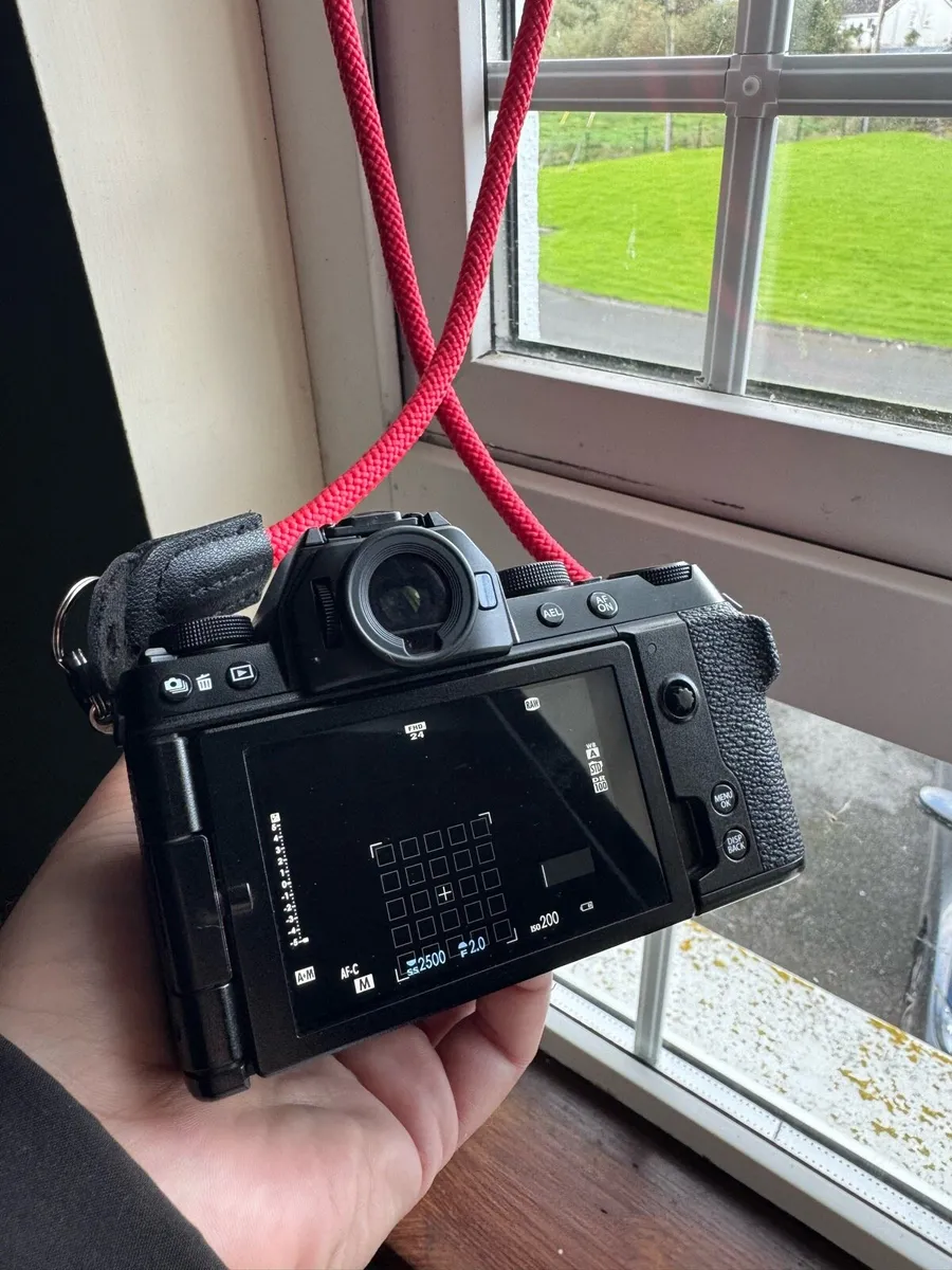 Fujifilm X-S10 + 5 lenses - Image 4