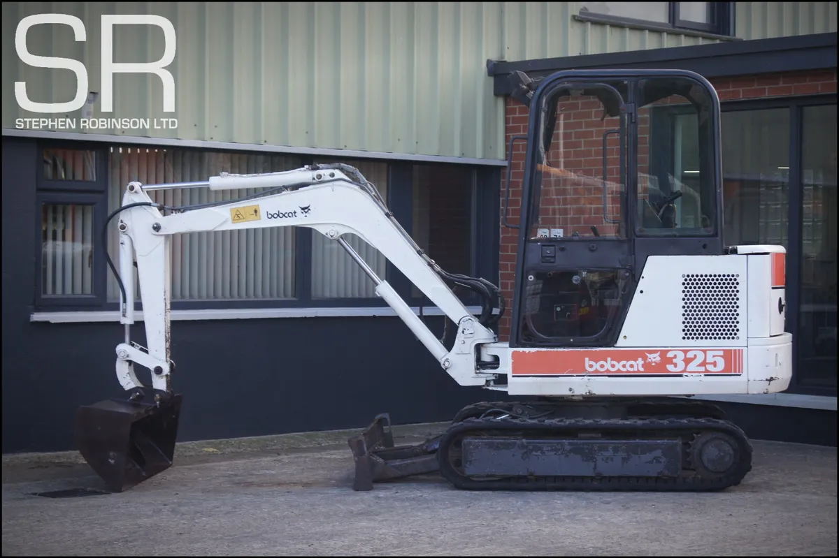 1998 Bobcat 325 Ingersoll-Rand - Image 4