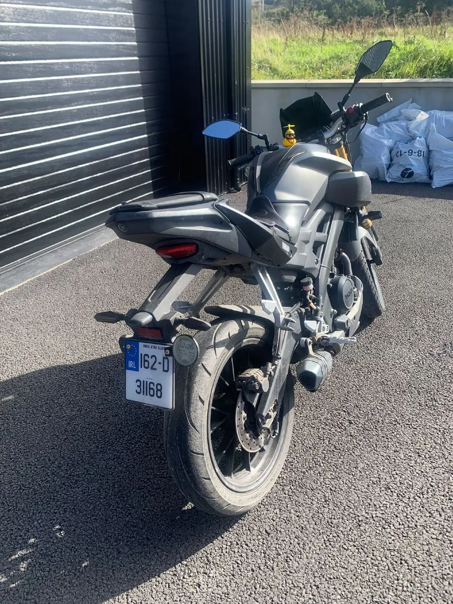 MT-125 YAMAHA 2016 - Image 3