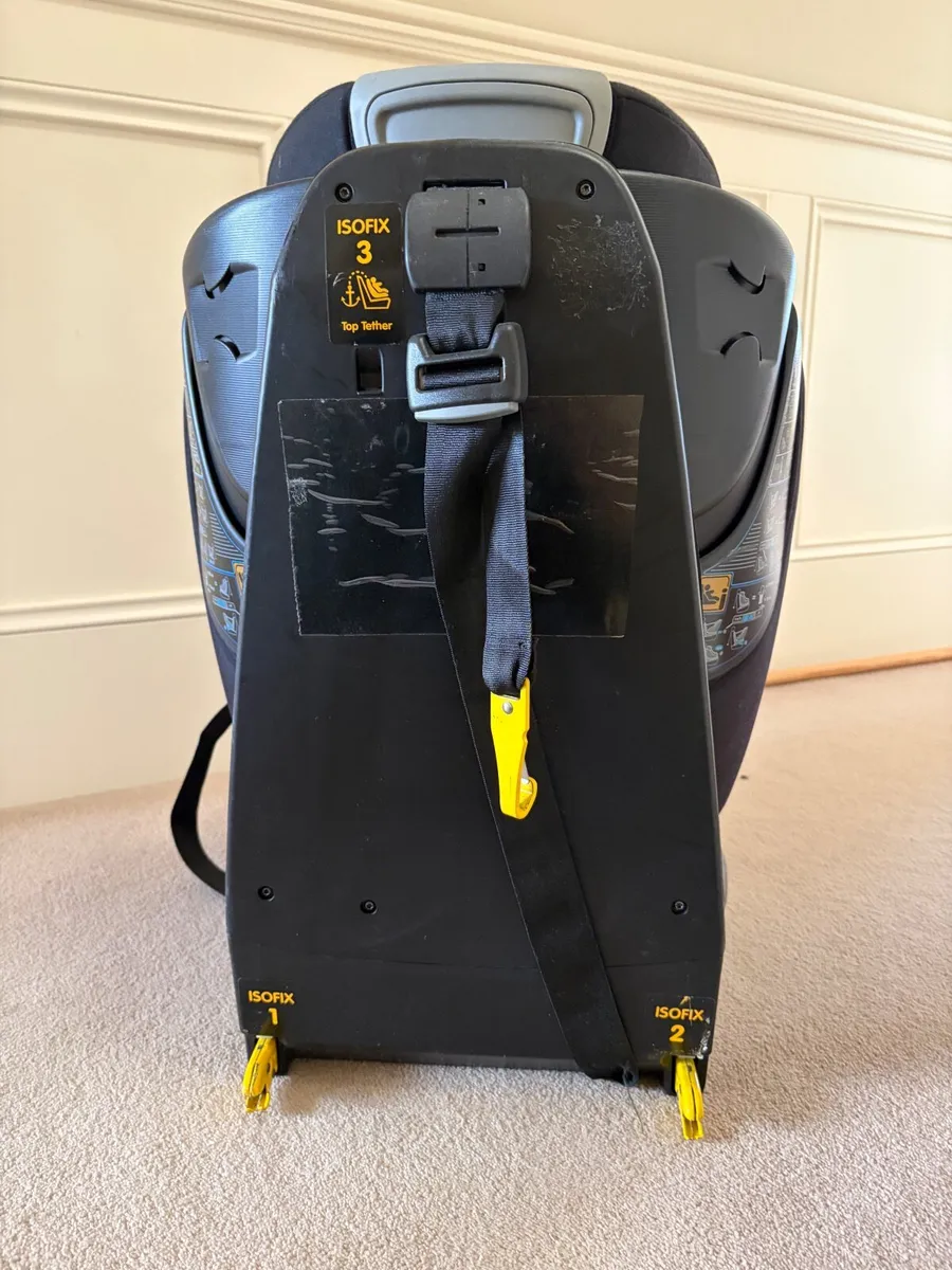 Car Seat - Image 4