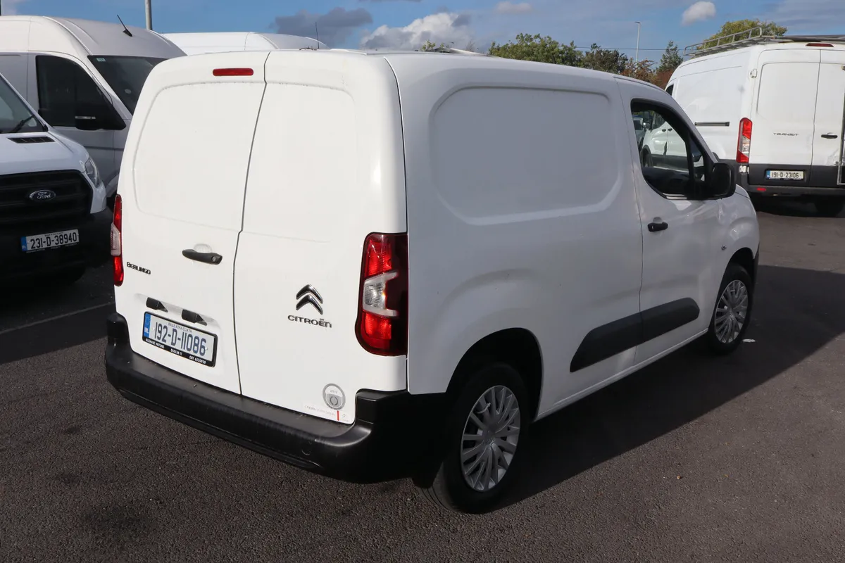 2019 CITREON BERLINGO 3 SEATER - Image 4