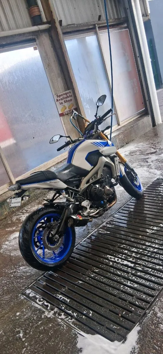 Yamaha MT 09 - Image 3