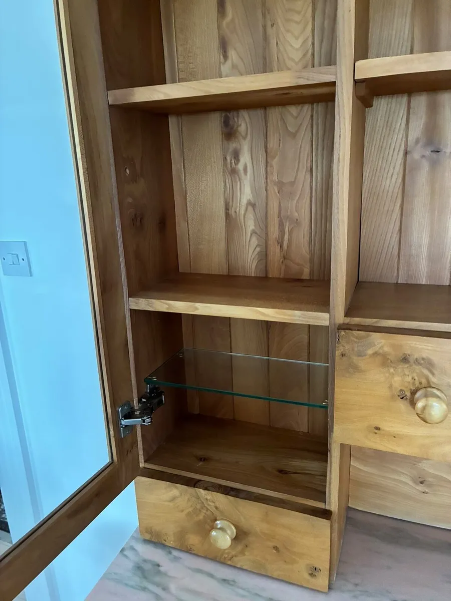 Irish Elm Dresser - Image 4