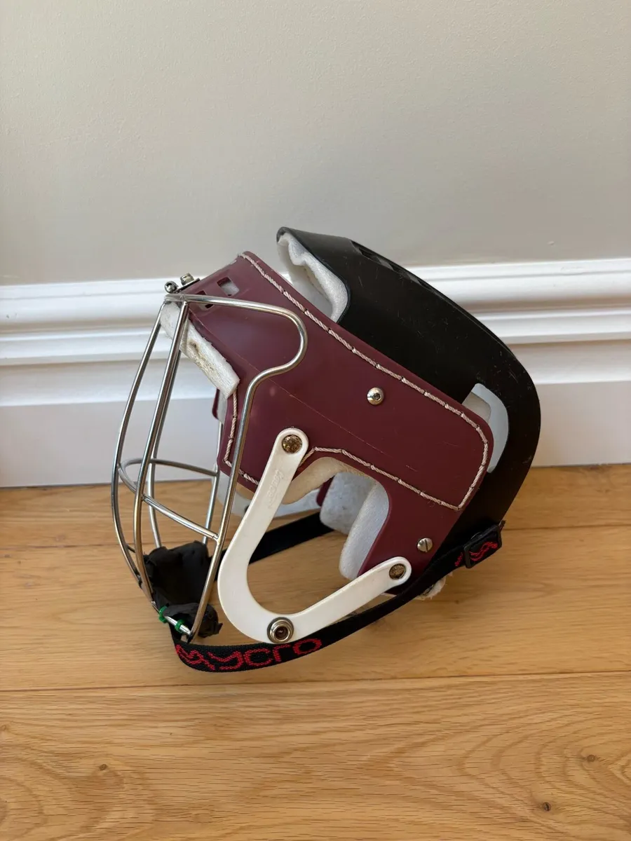 Cooper Sk100 Hurling Helmet - Image 2