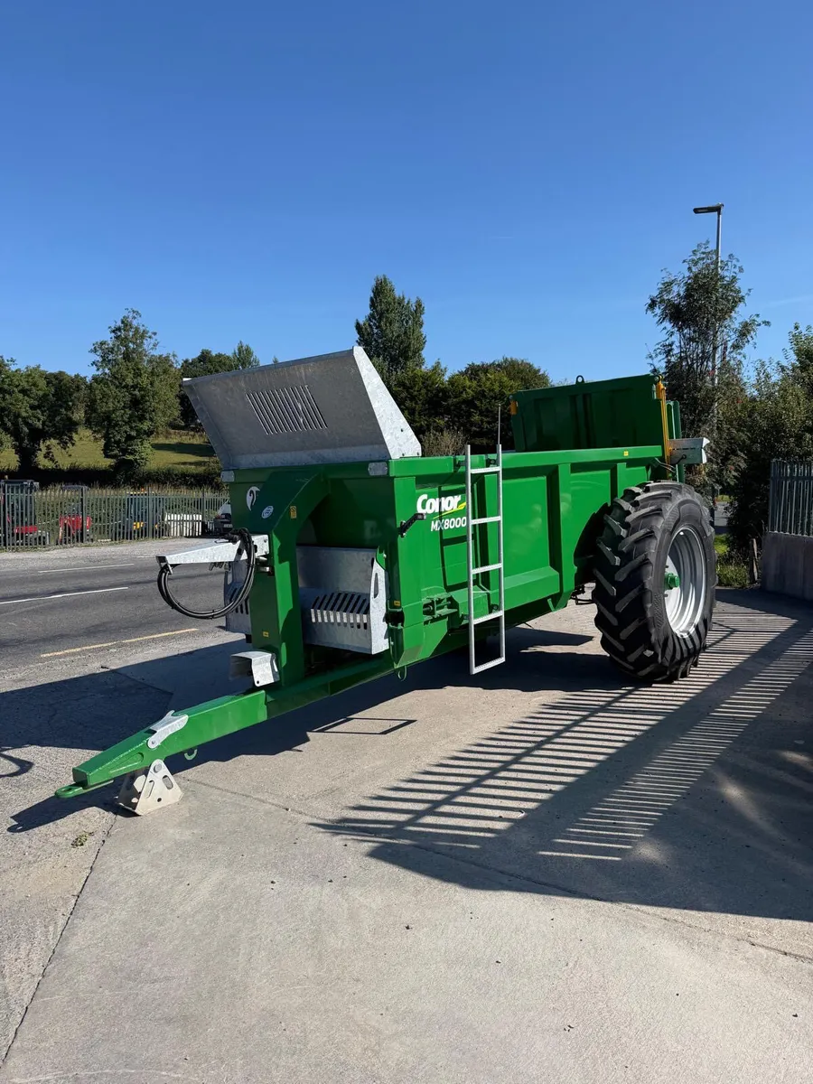 **New Conor MX8000 Rear Discharge** - Image 1