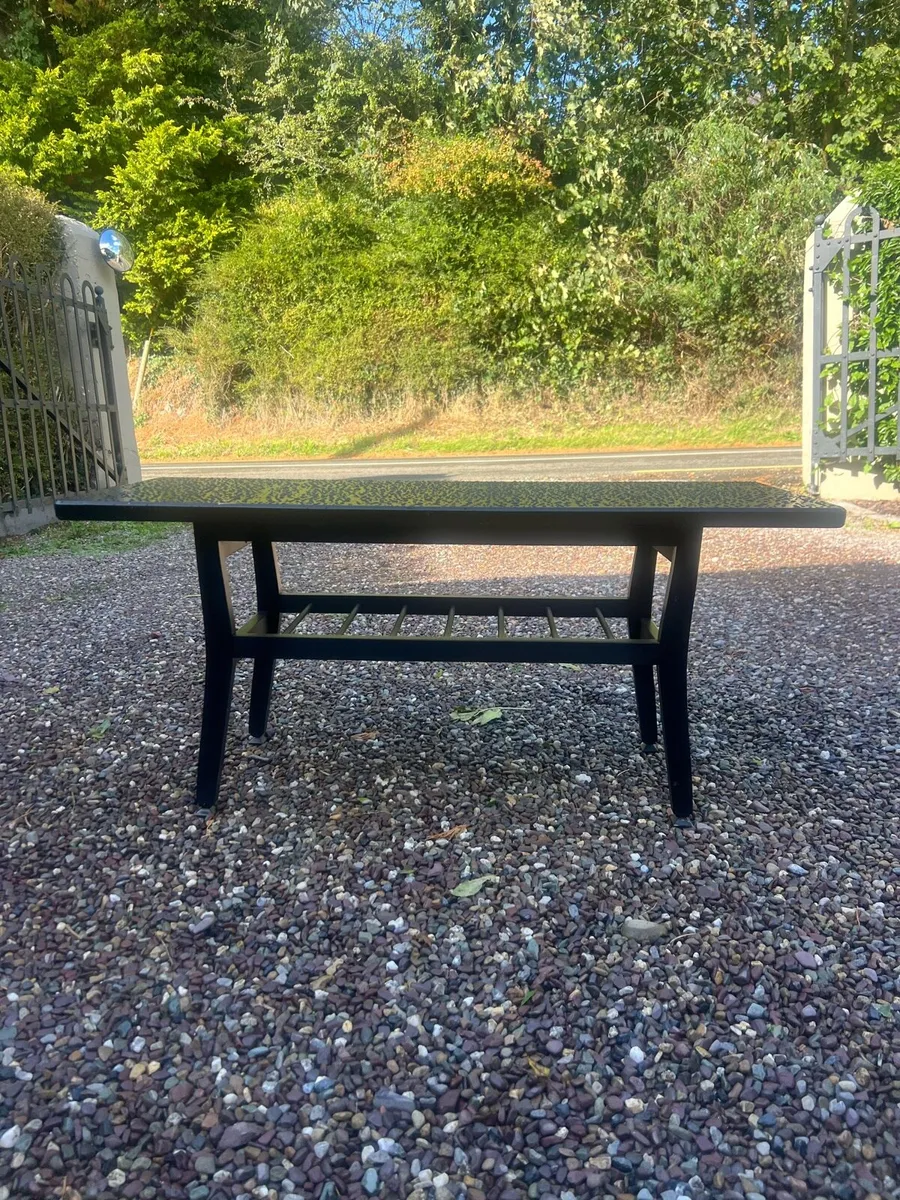 Tv table or coffee table - Image 2