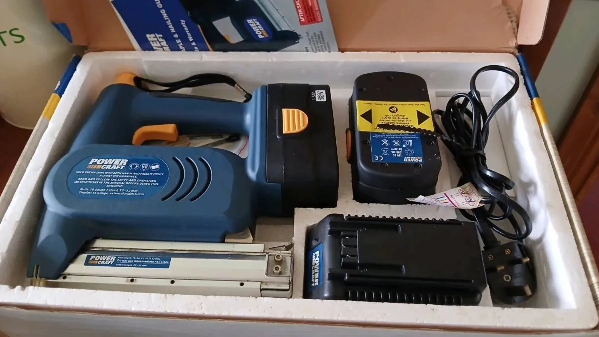 Cordless Staple and Nailing Gun. - Image 1