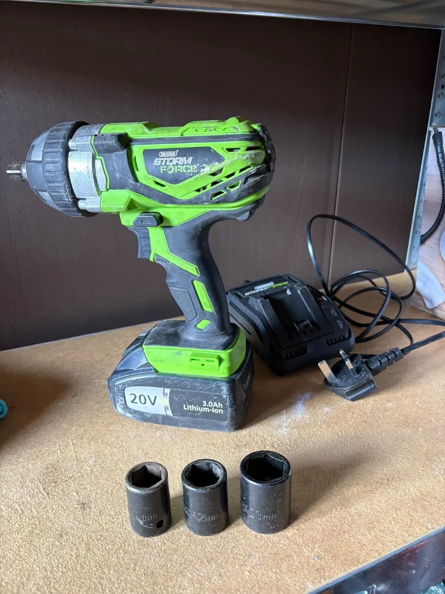 Impact wrench gun - Image 1