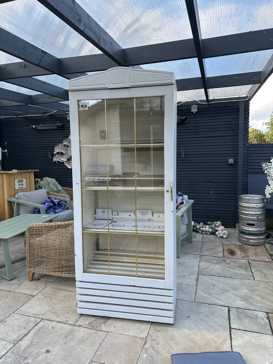 Beer fridge - Image 1